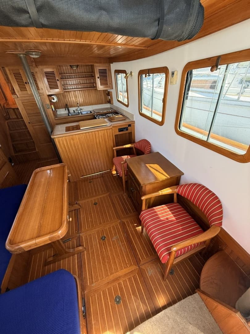 1987 Lord Nelson Victory Tug - Image 25