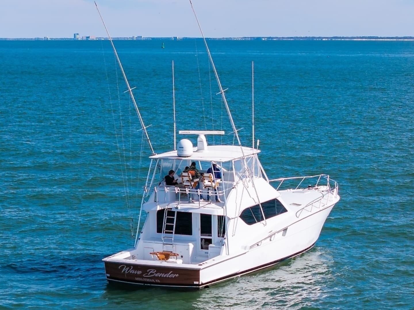 2001 Hatteras 60 Convertible - Image 9