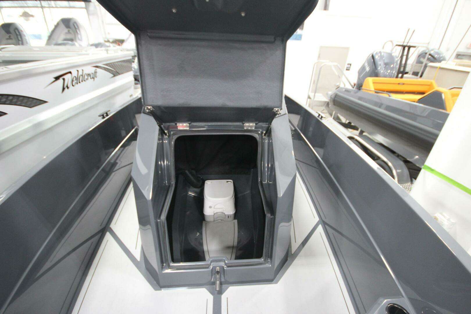 2026 Iron 827 T-Top - Image 29