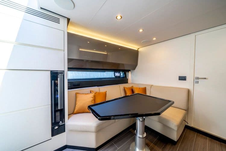 2025 Azimut Verve 48 - Image 39