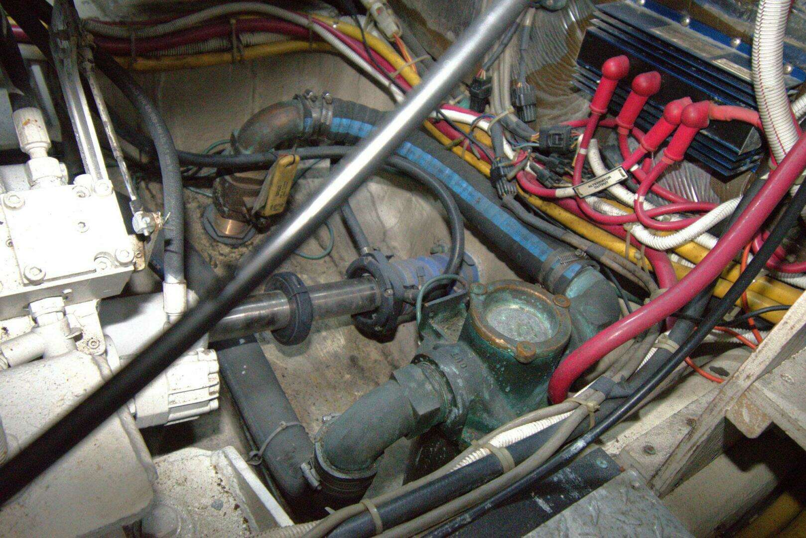 2005 Carver 444 Cockpit Motor Yacht - Image 51