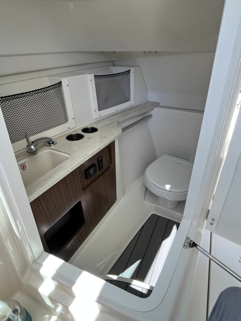 2024 Sailfish 245 DC - Image 26