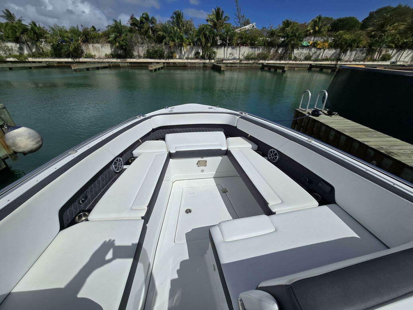 2018 Monterey 378 SE - Image 16