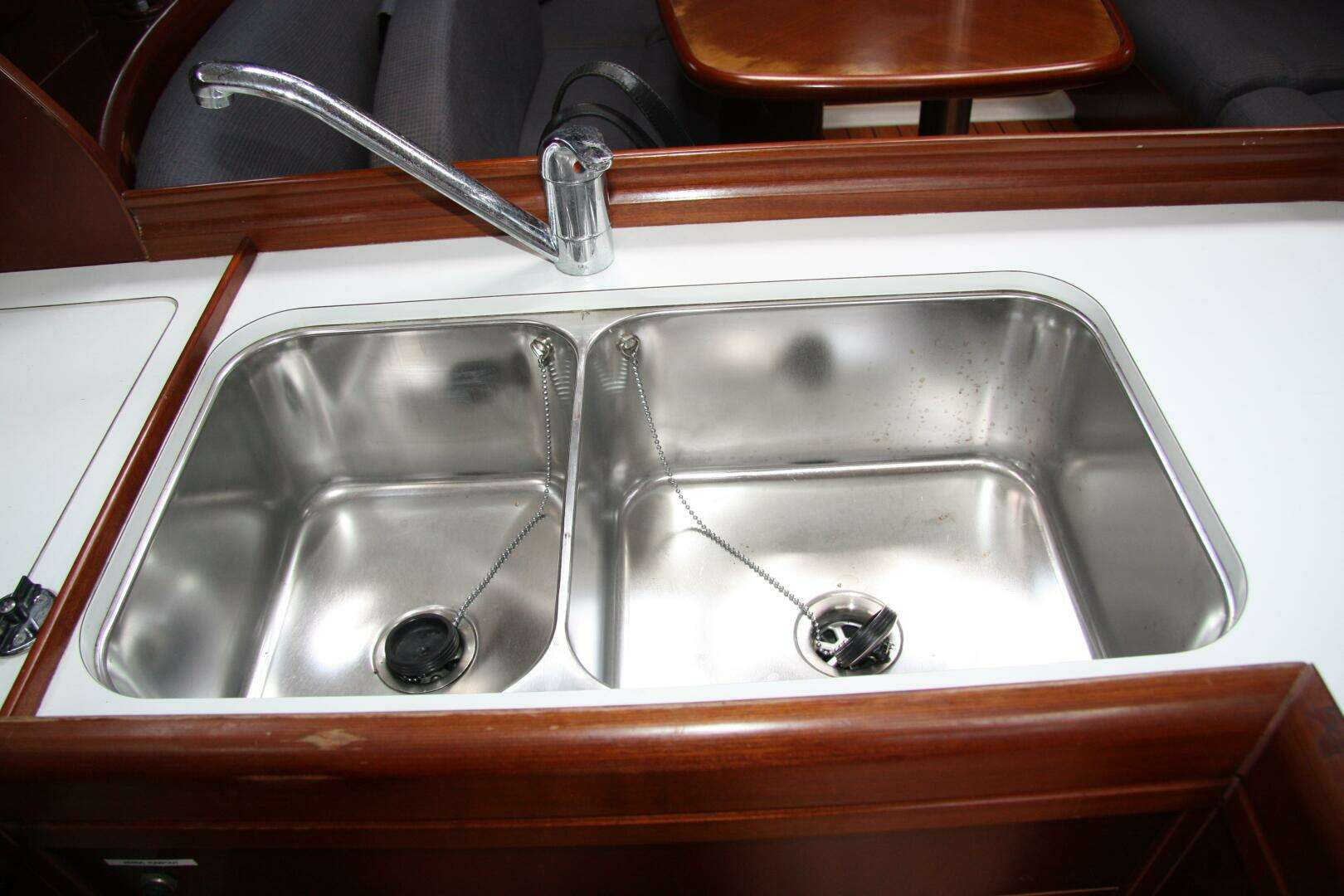 2006 Beneteau — - Image 48