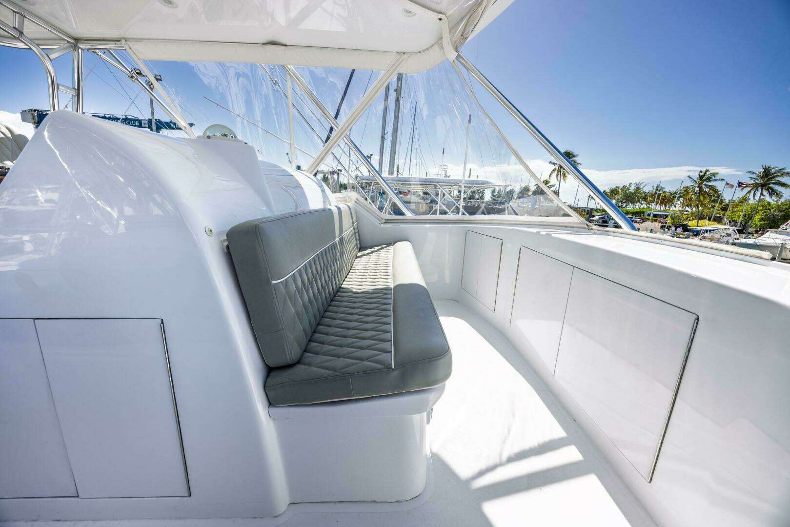 2005 Hatteras 50 Convertible - Image 61