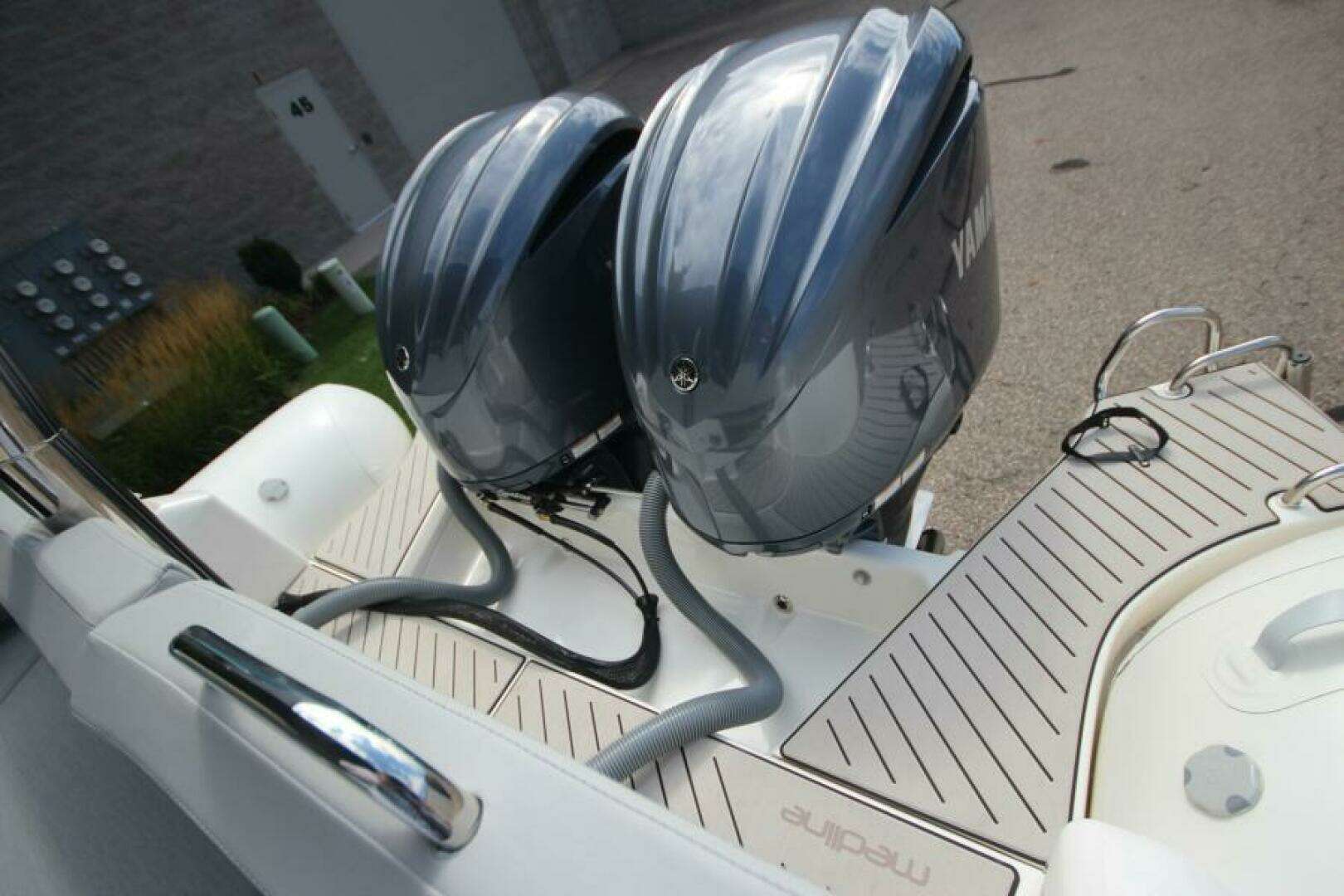 2024 Zodiac Medline 9 NEO - Image 18