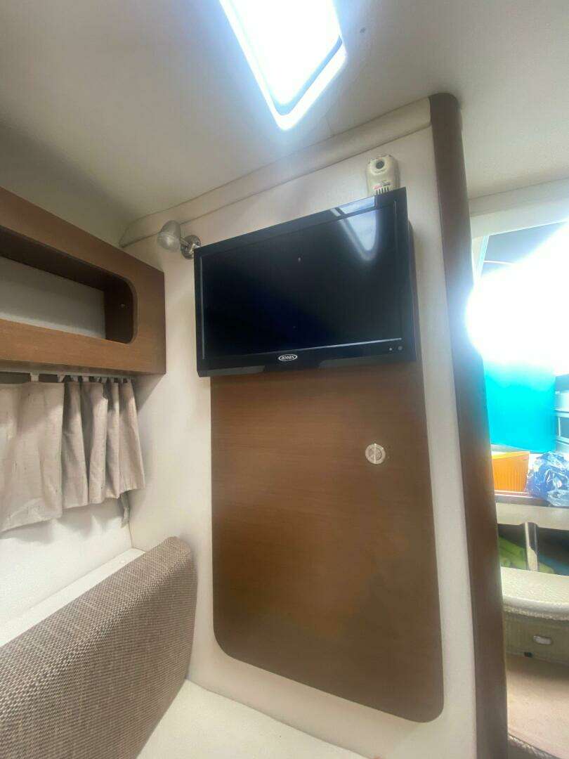 2018 Sea Ray 260 Sundancer - Image 31