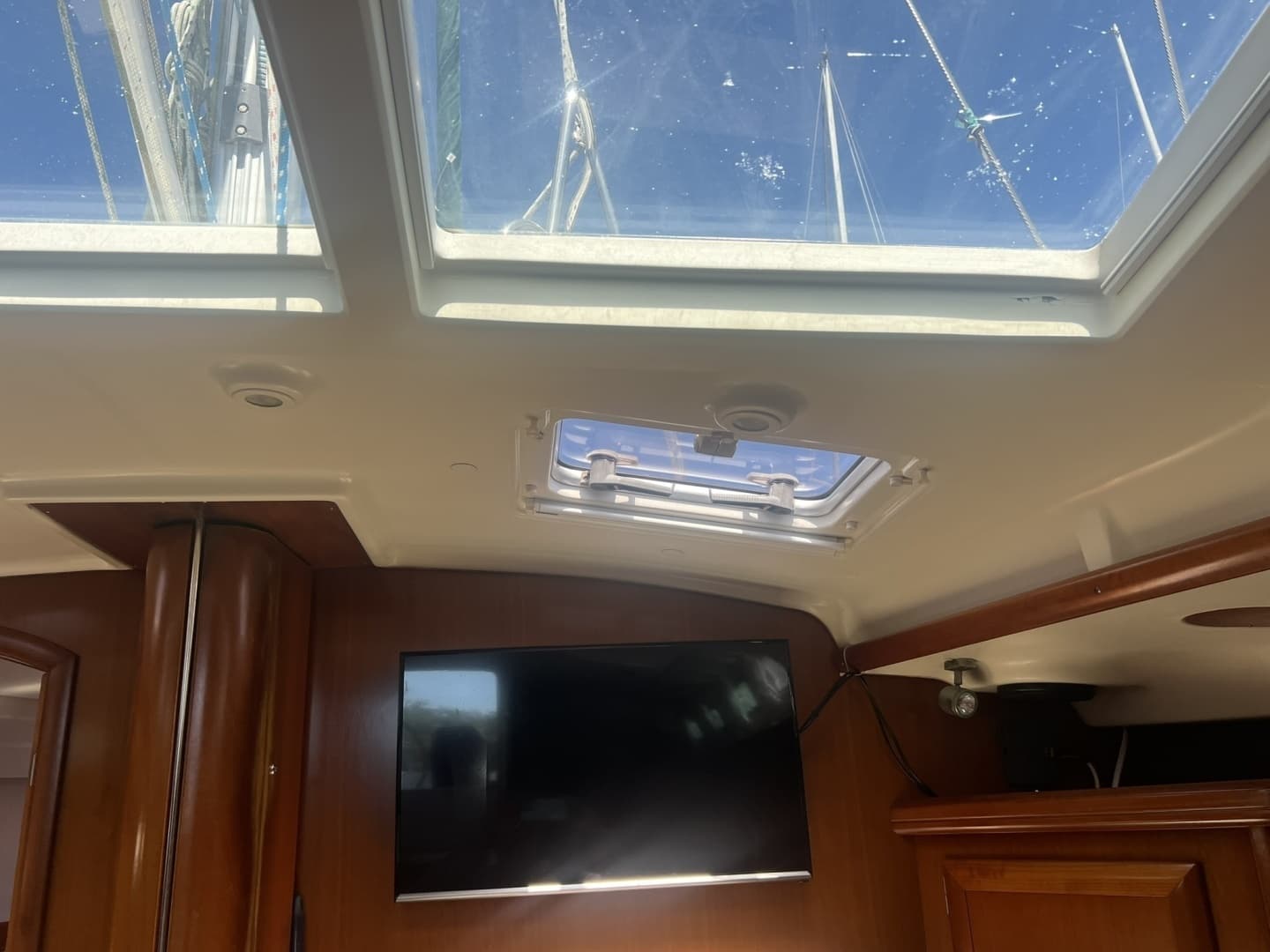 2001 Beneteau Oceanis 473 - Image 56