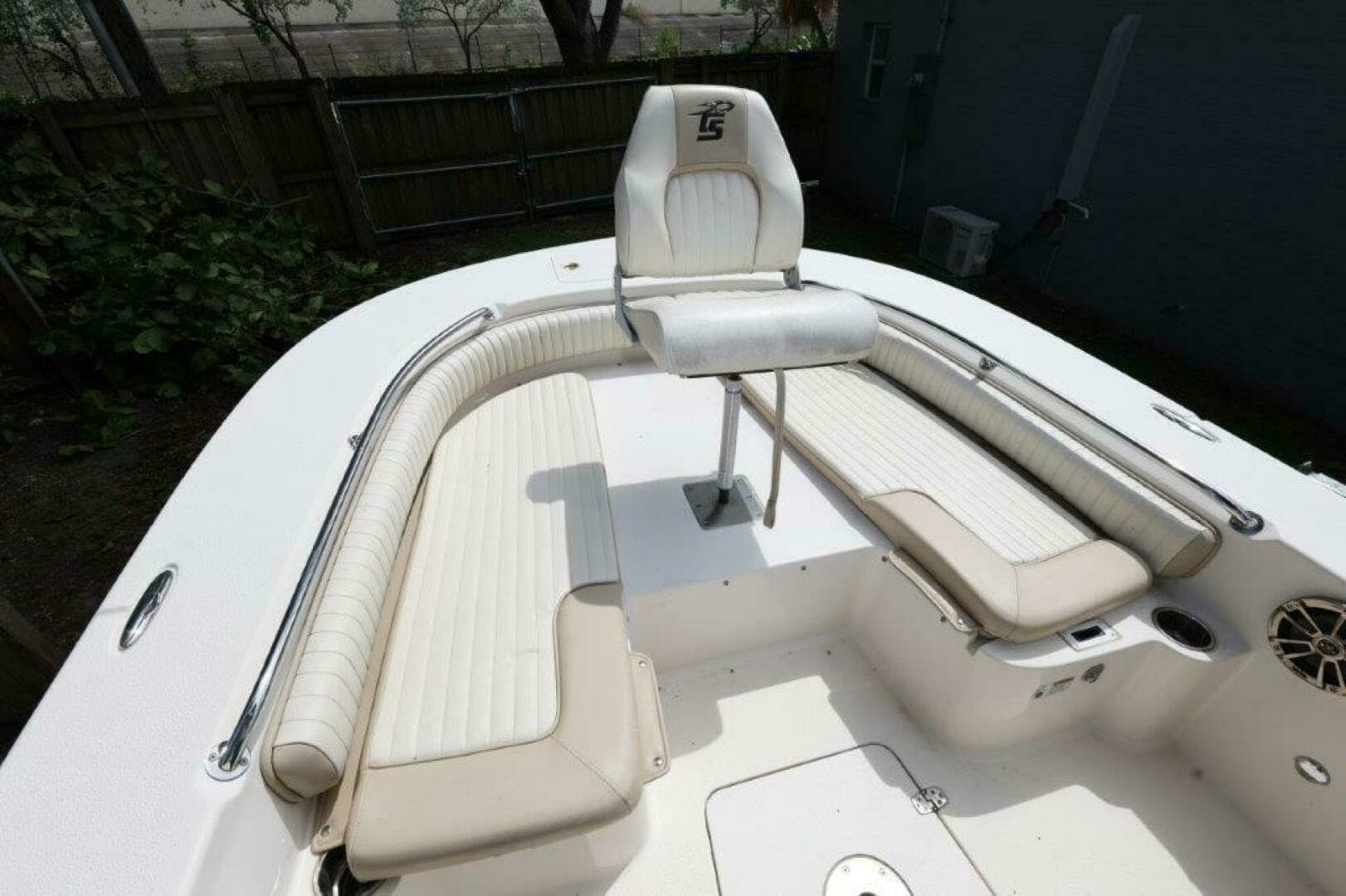 2019 Carolina Skiff 24 Ultra Elite - Image 13