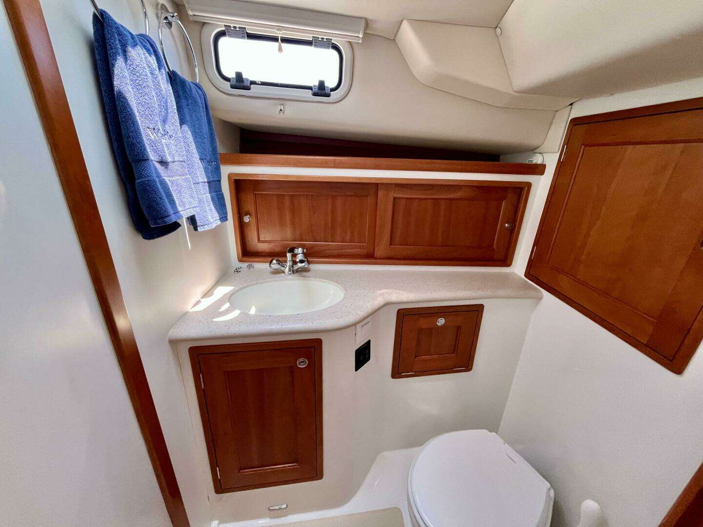 2019 MJM 35z - Image 145
