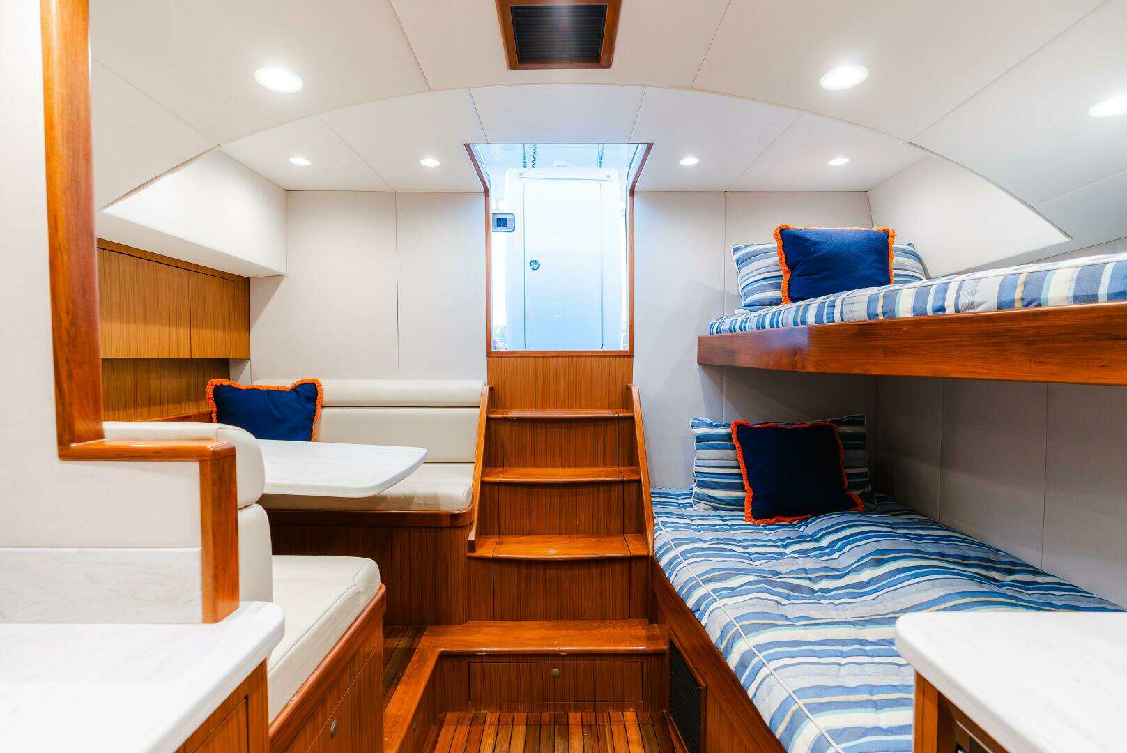 2019 Custom Carolina Daniels Express Sportfish - Image 28