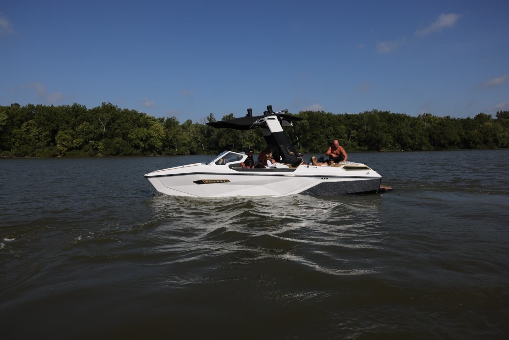 2024 Nautique Paragon - Image 4