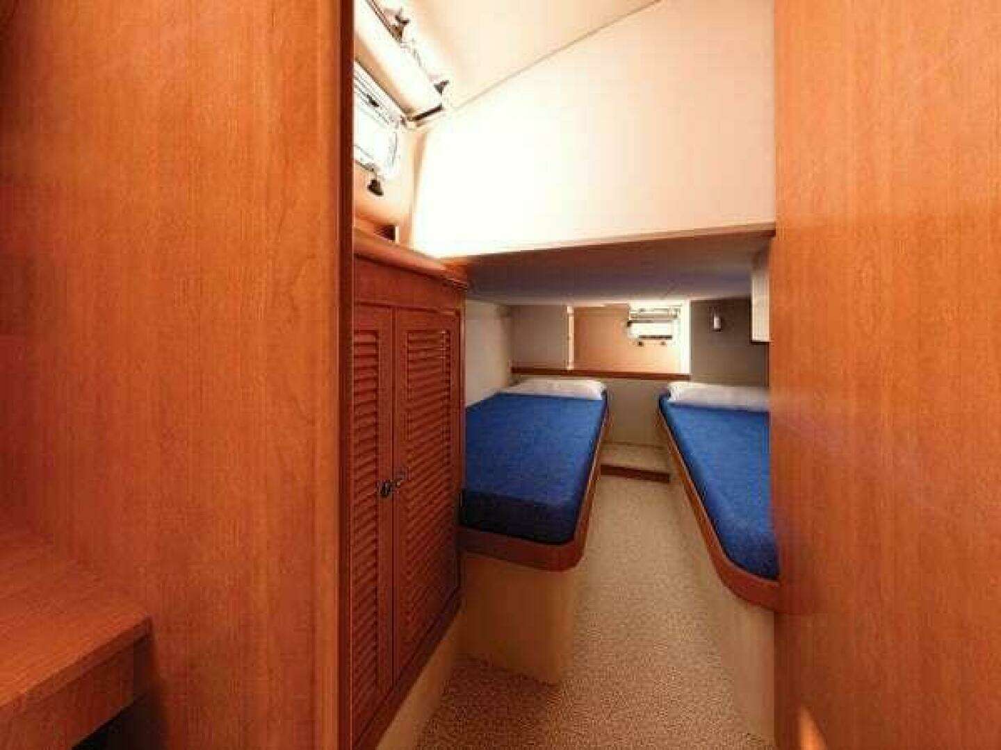 2008 Island Packet PY Trawler / Motorsailer - Image 41