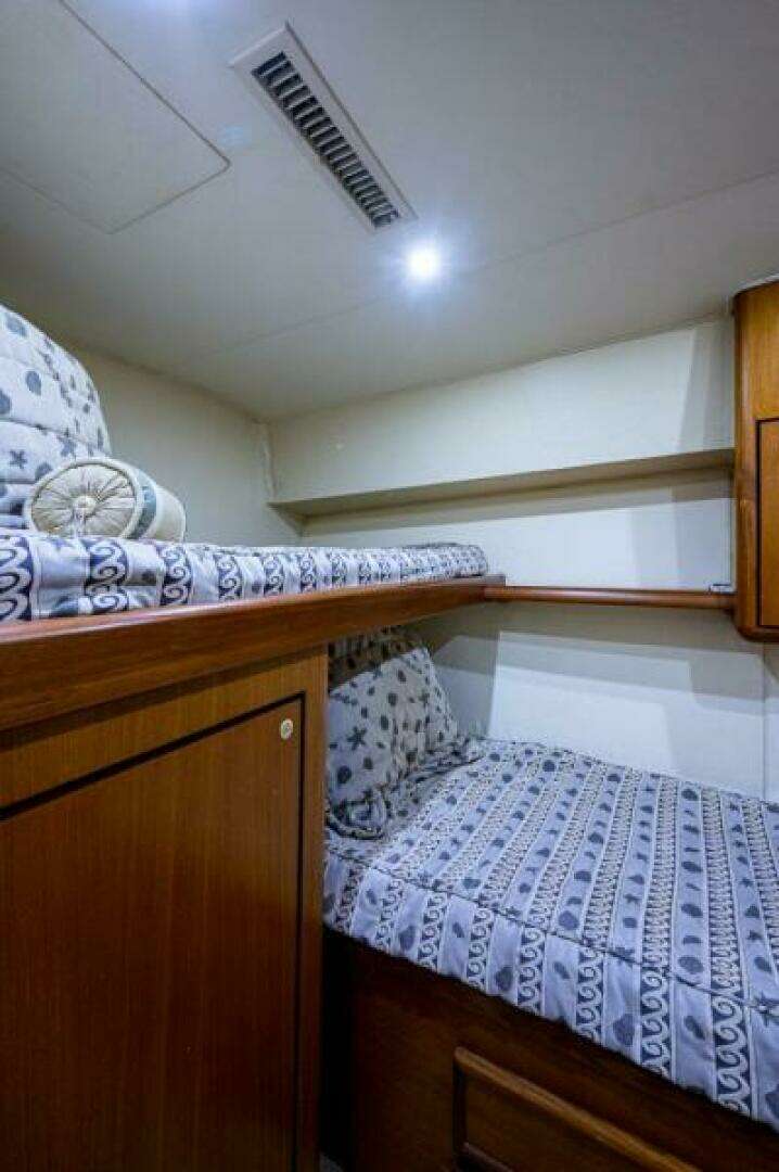 1999 Ocean Yachts 60 Convertible - Image 51