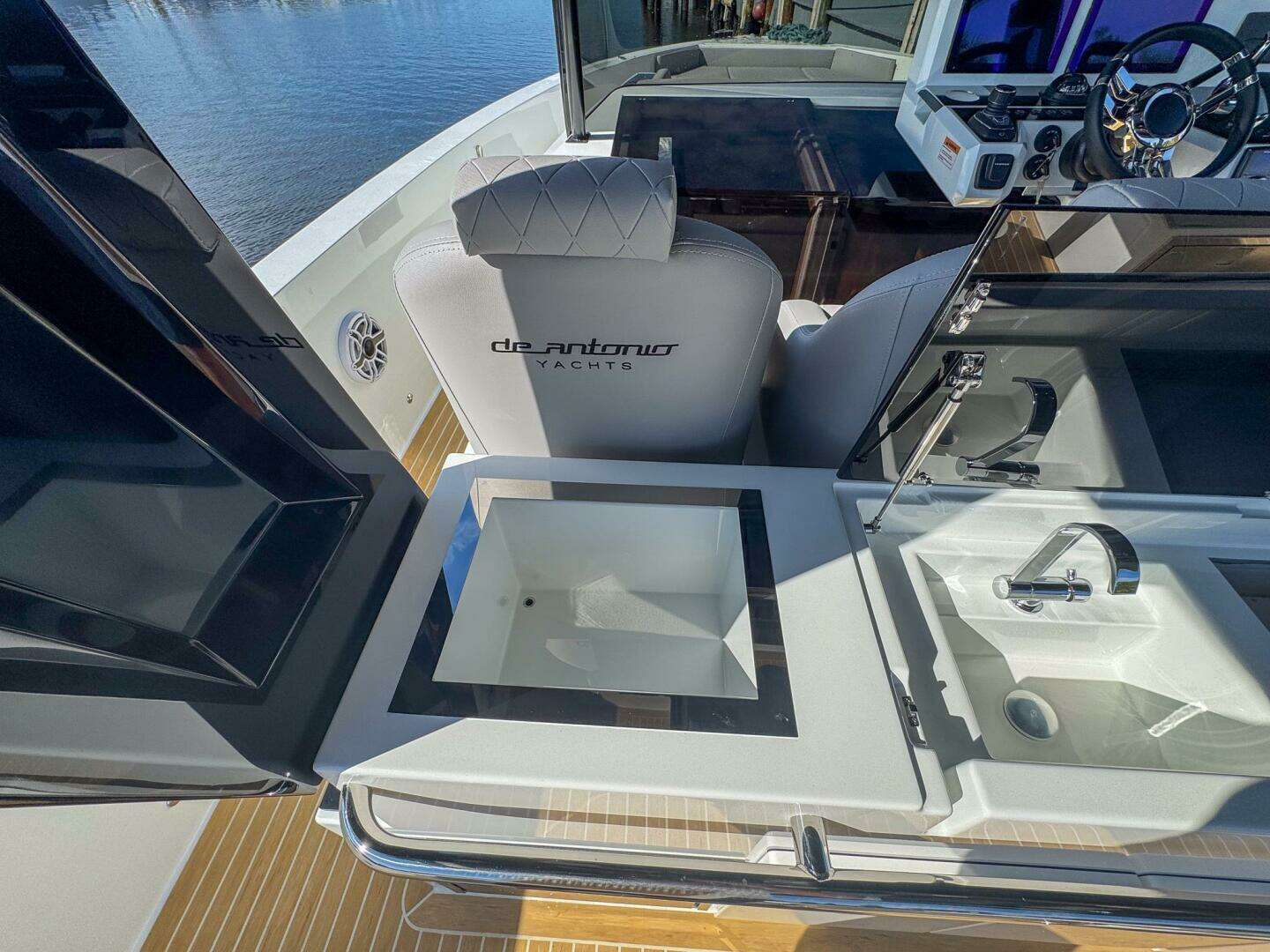 2026 De Antonio Yachts D42 - Image 15