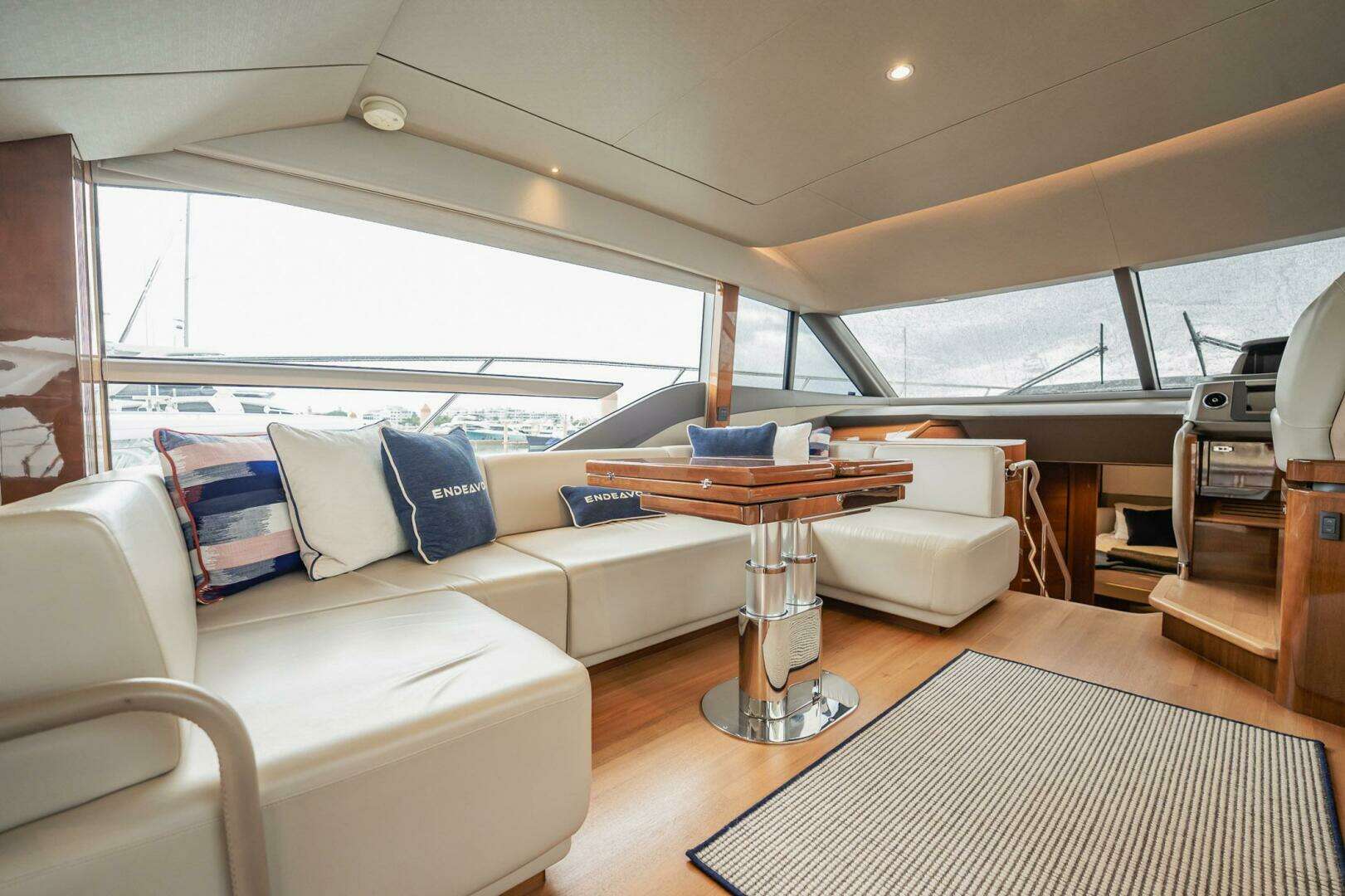 2019 Princess F55 - Image 10
