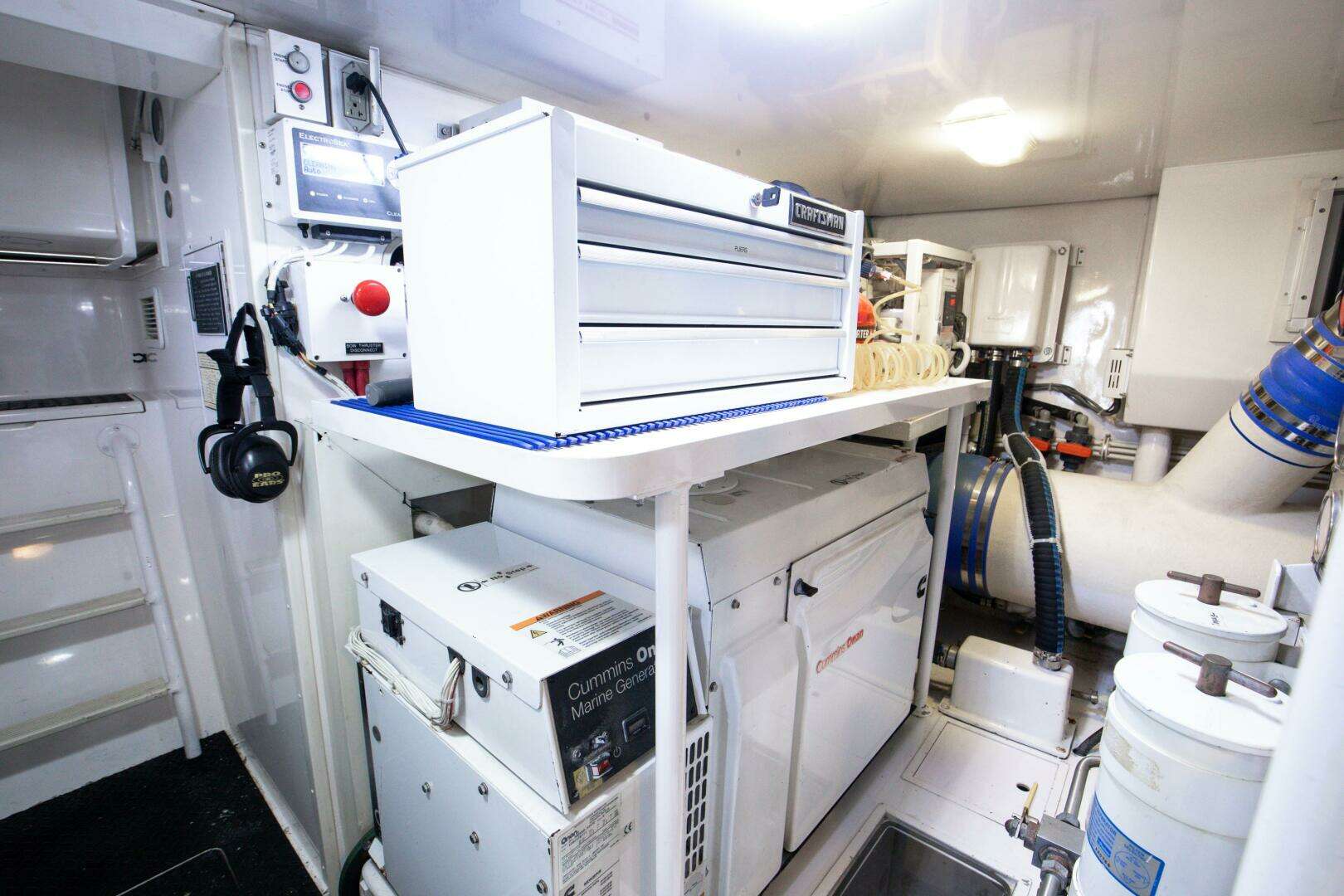 2009 Viking 64 Enclosed Bridge w/ Tower - Image 37