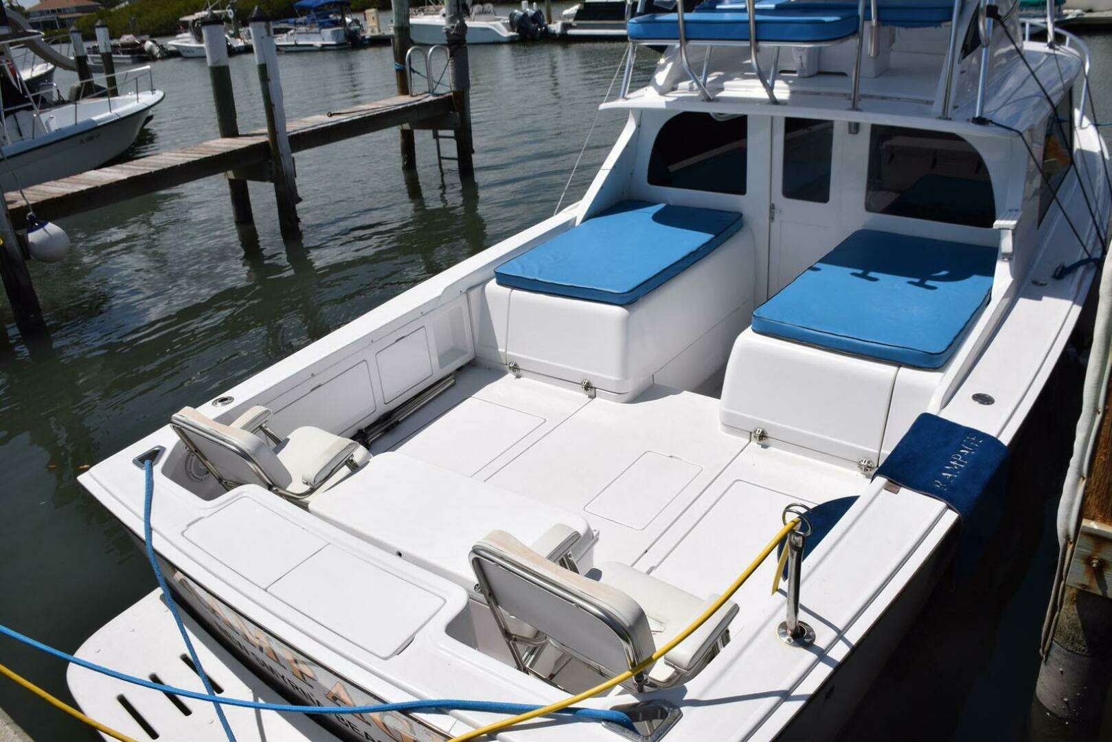 1976 Bertram Flybridge Cruiser - Image 6
