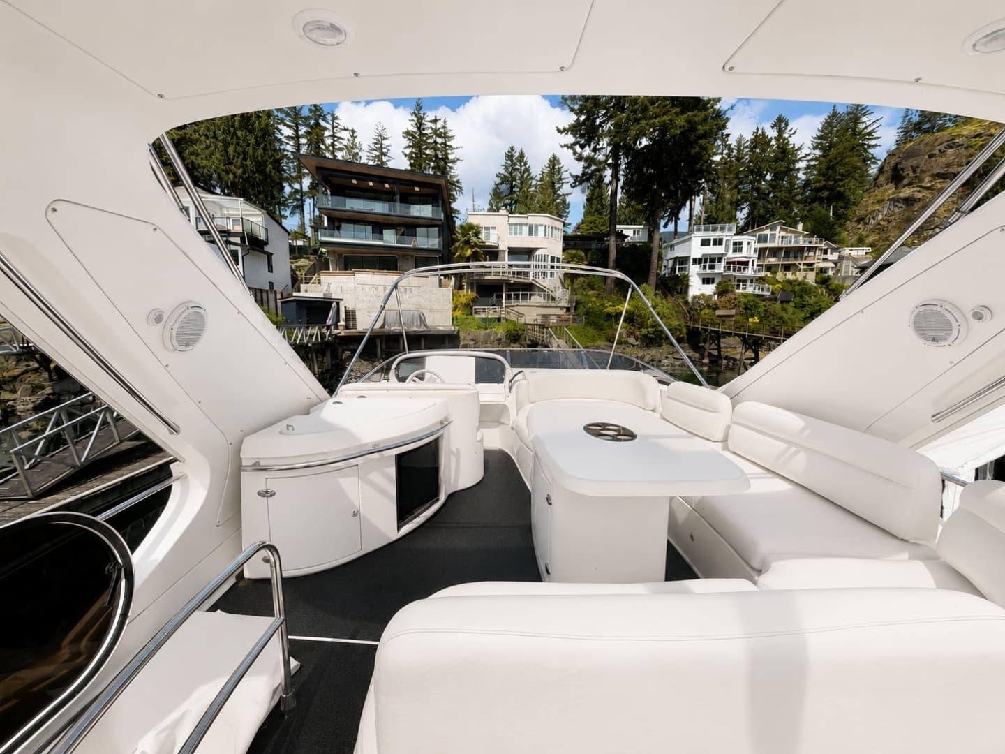 2005 Azimut Fly 62 - Image 37