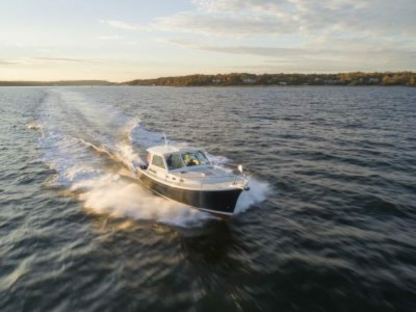 2027 Back Cove 372 Express - Image 3
