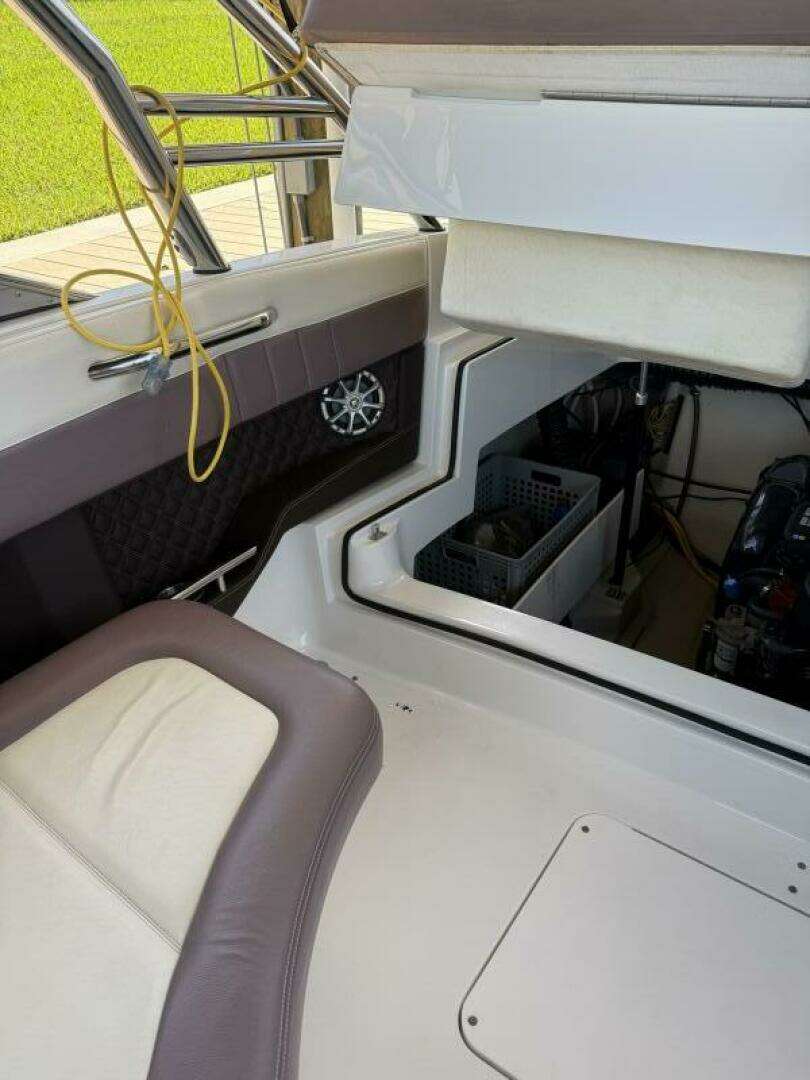 2010 Cobalt 296 - Image 43