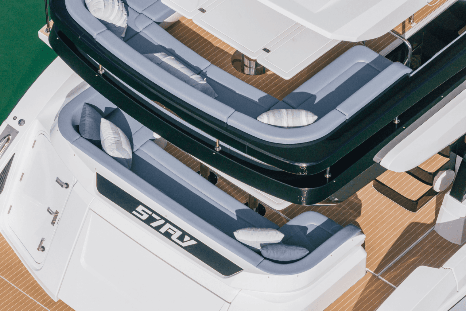 2026 Cruisers Yachts 57 FLY - Image 21