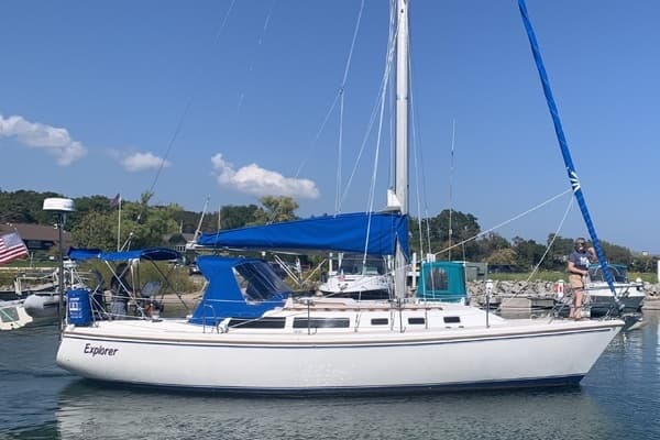 1986 Catalina 34 - Image 1