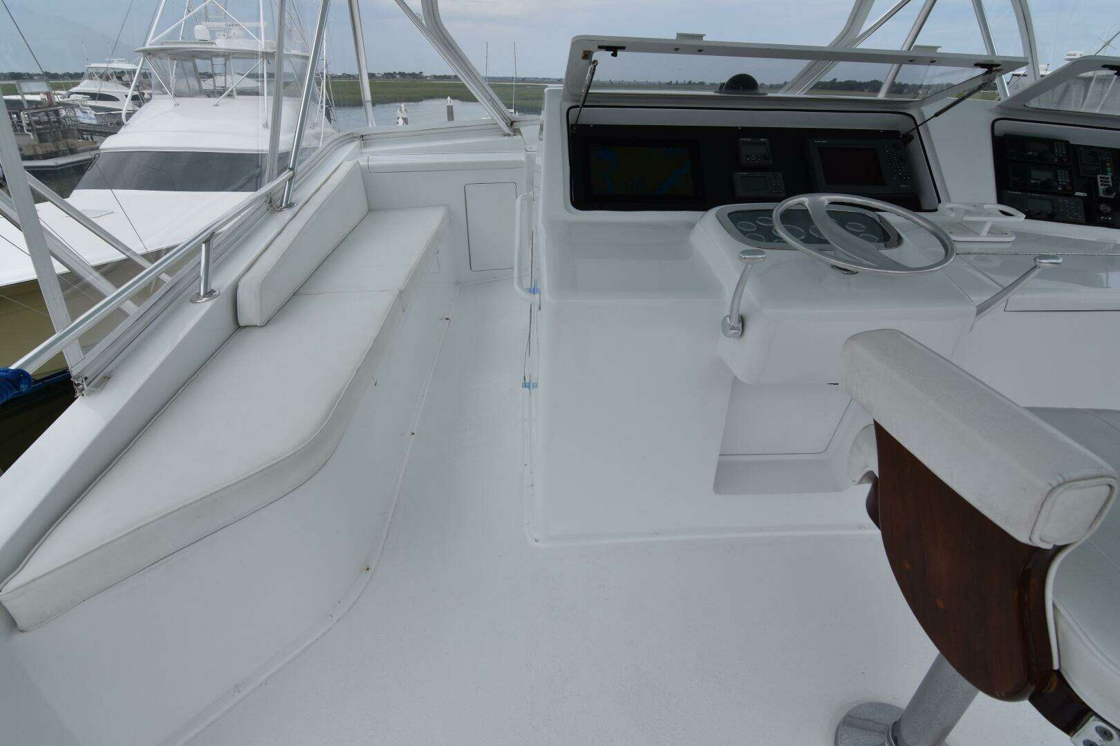 1999 Viking 58 Convertible - Image 33