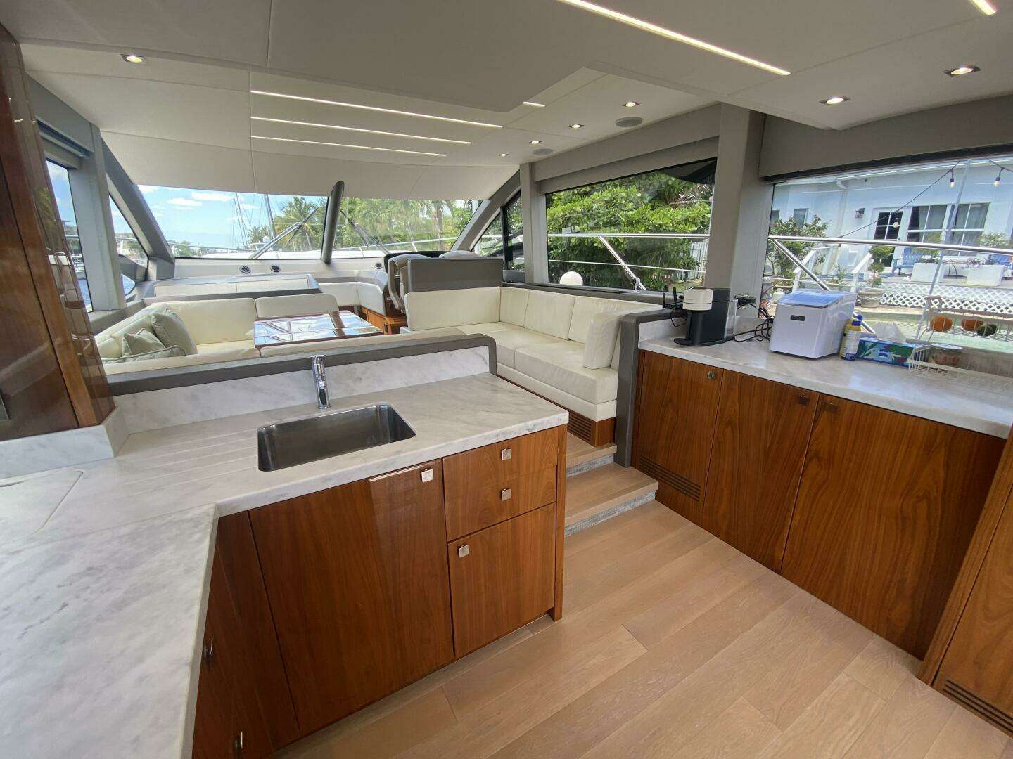 2017 Sunseeker 52 Manhattan - Image 17