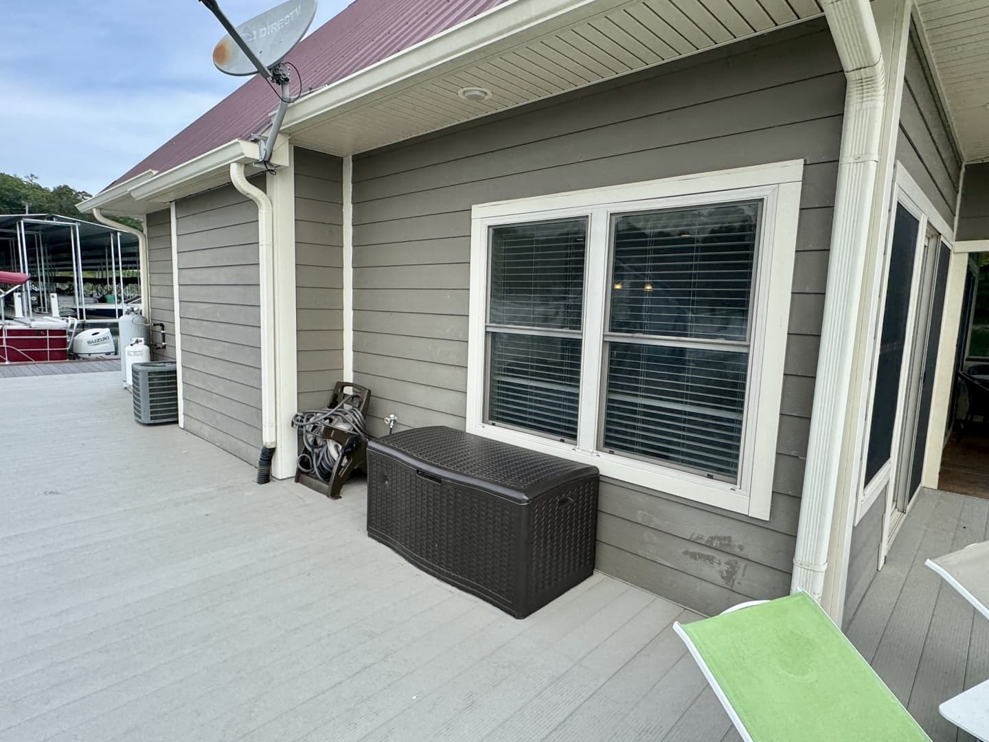 2010 Custom Floating Cabin - Approx 1340sqft - Image 91