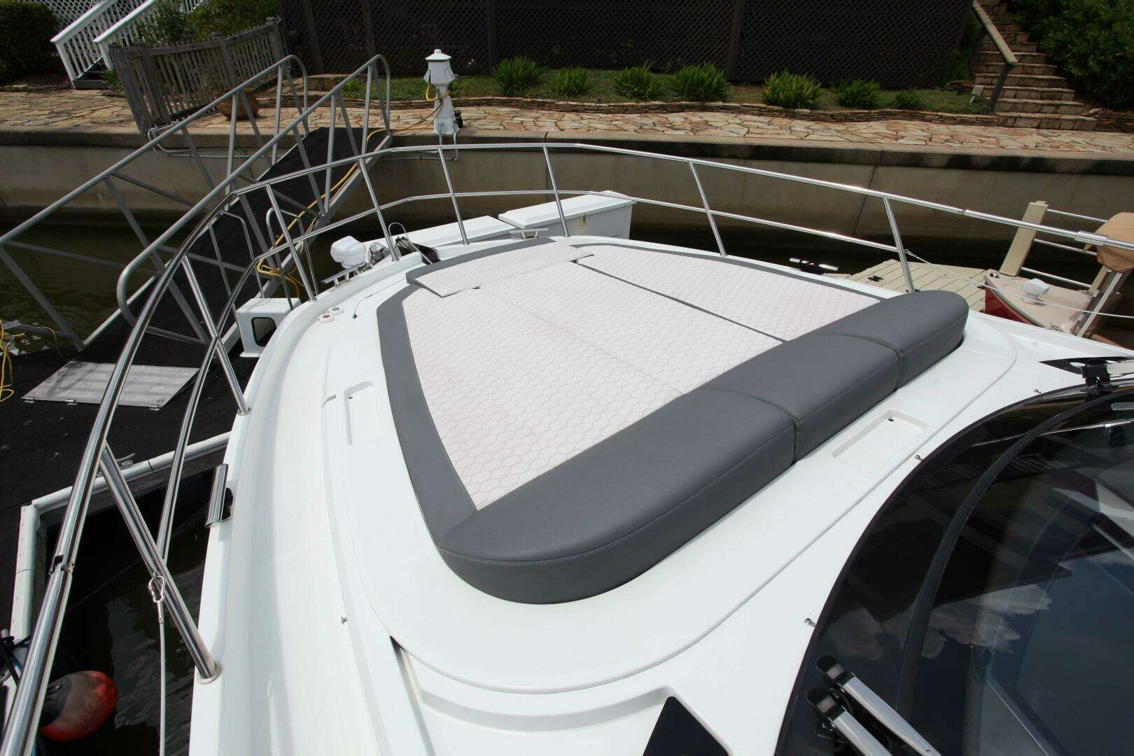 2025 Galeon — - Image 185