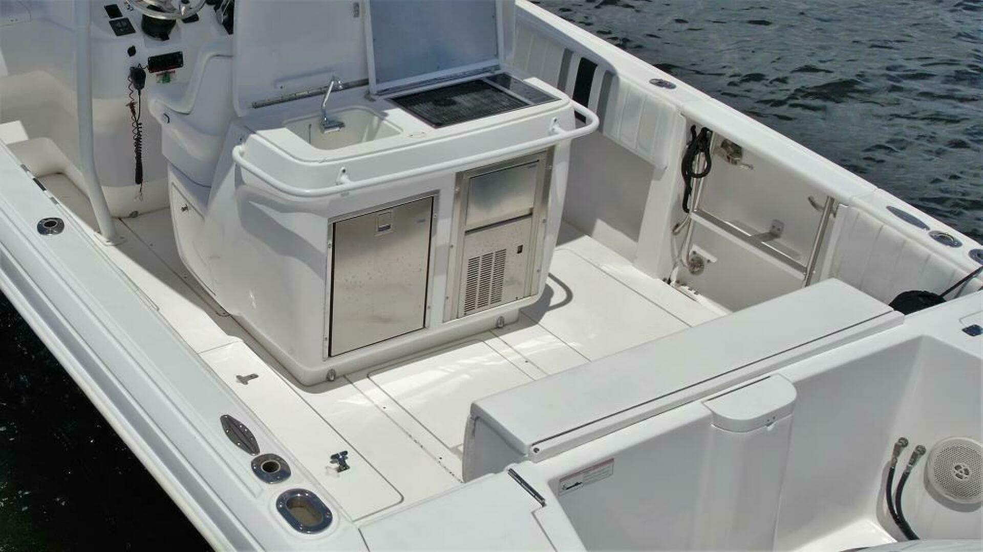 2011 Intrepid 323 Cuddy - Image 31