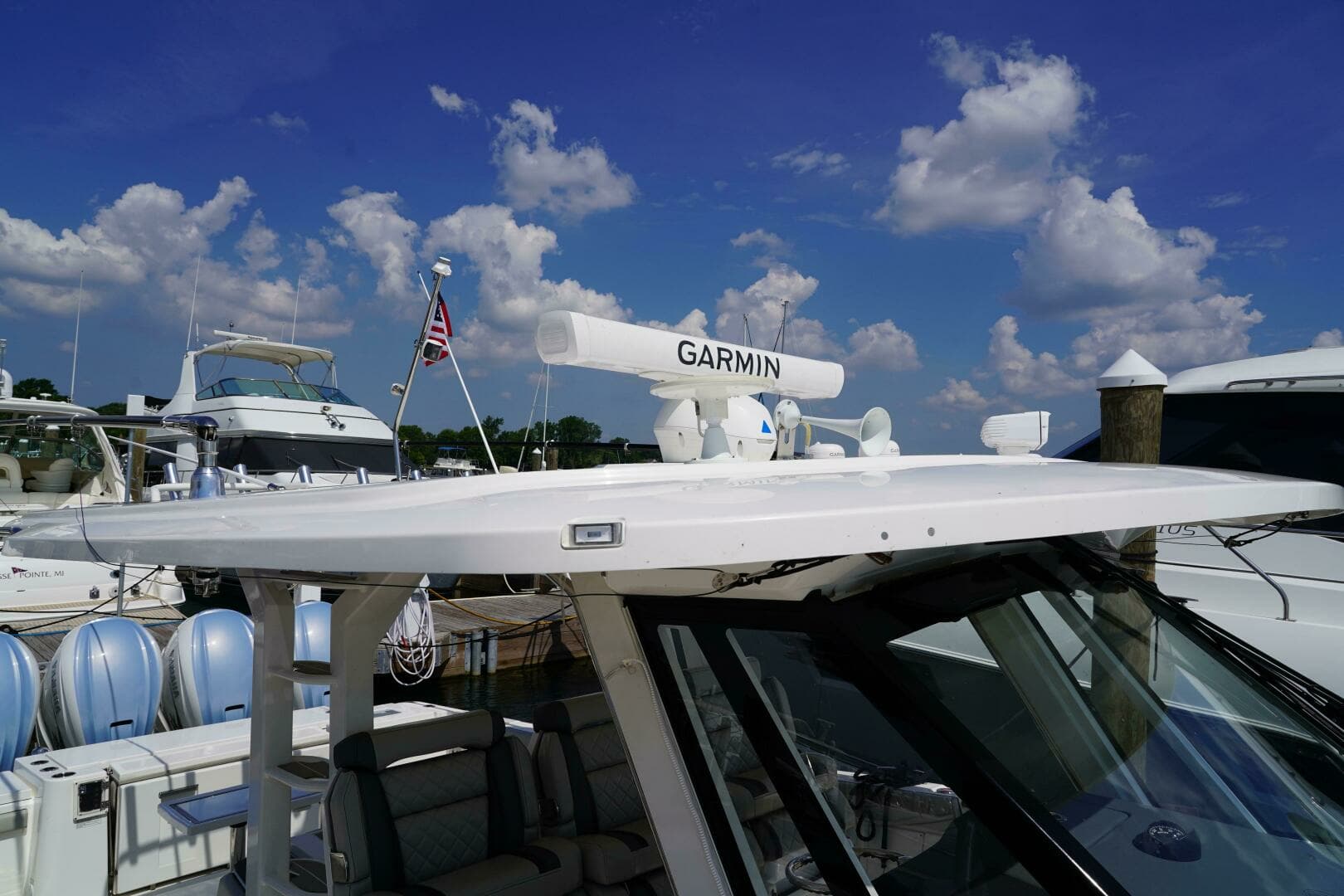 2022 Pursuit 428 - Image 19