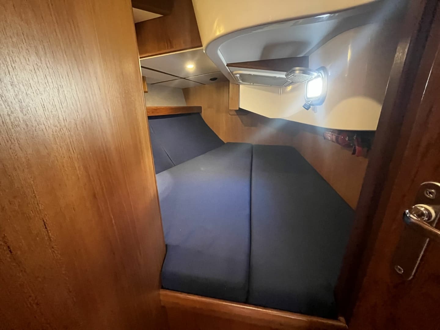 2017 Rustler 37 - Image 25