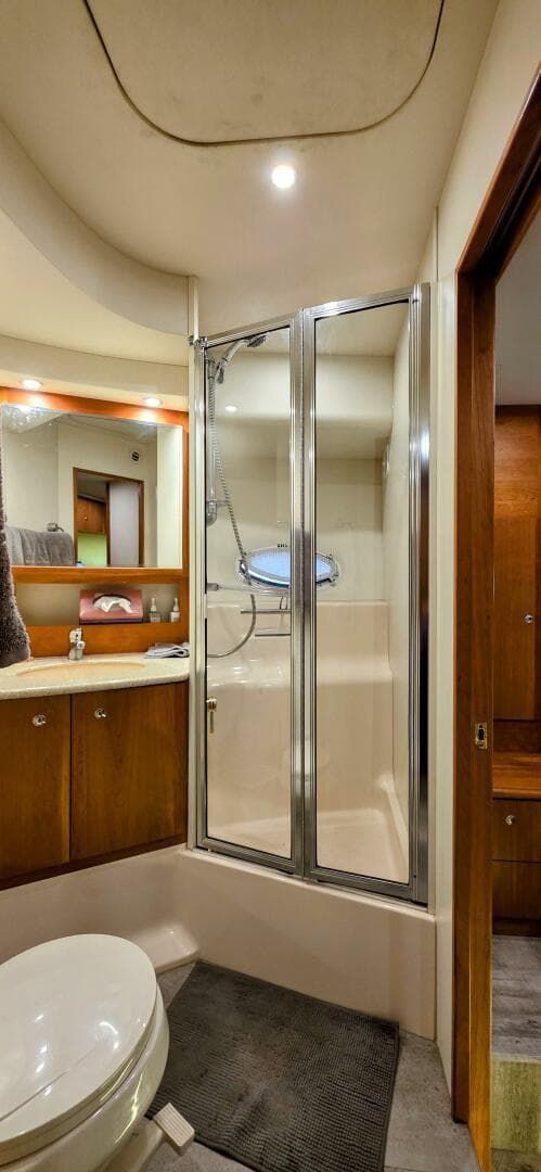 2000 Silverton 453 Motor Yacht - 54