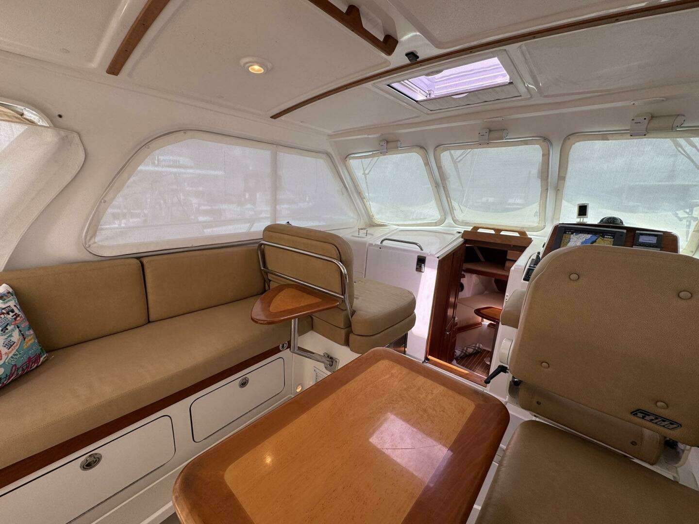 2013 Back Cove 30 - Image 24