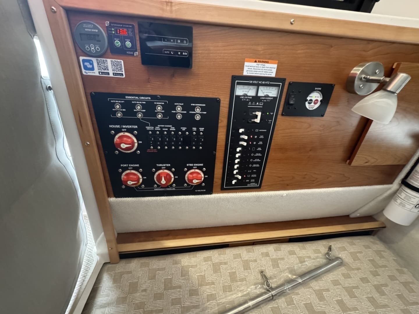 2025 Cutwater C-288 - Image 12