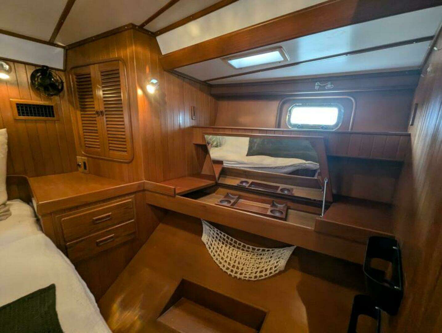 1989 Tayana 55 - Image 6