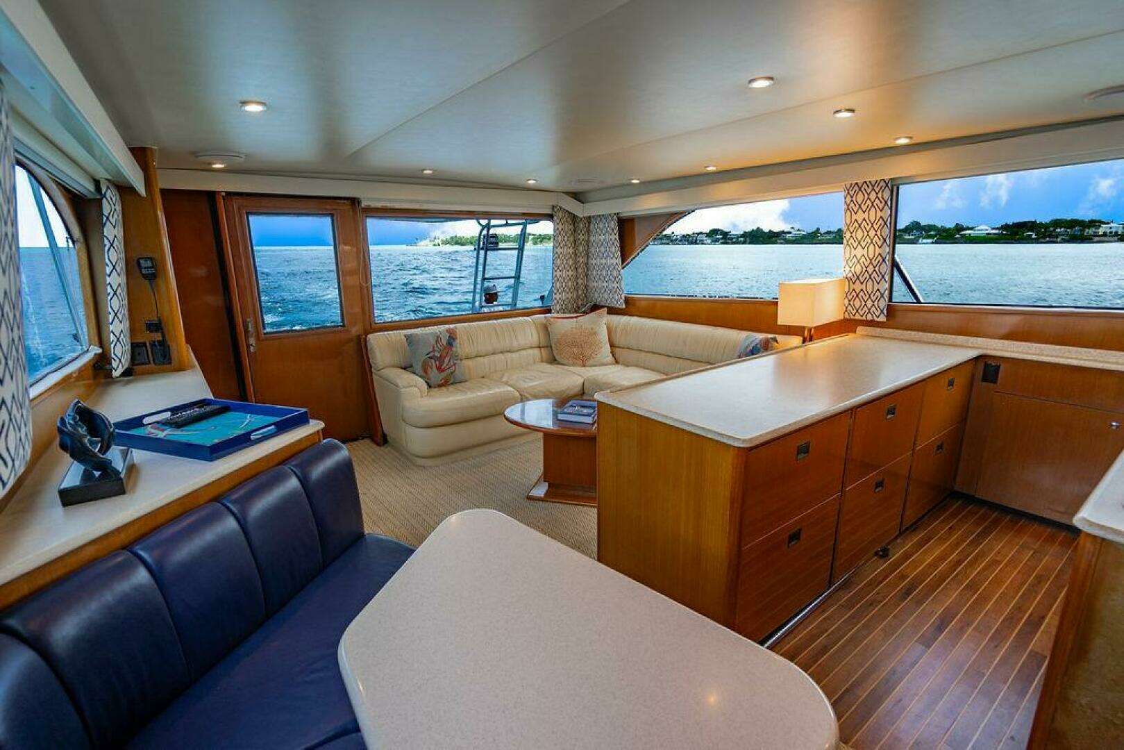 1999 Viking 55 Convertible - Image 99