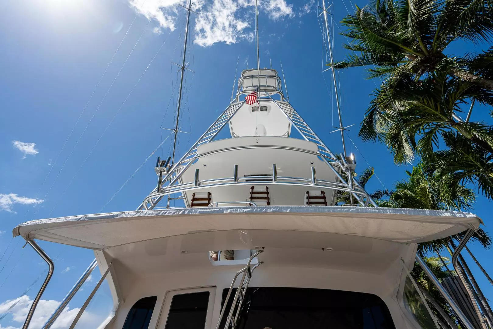 2005 Viking 74 Convertible - Image 54