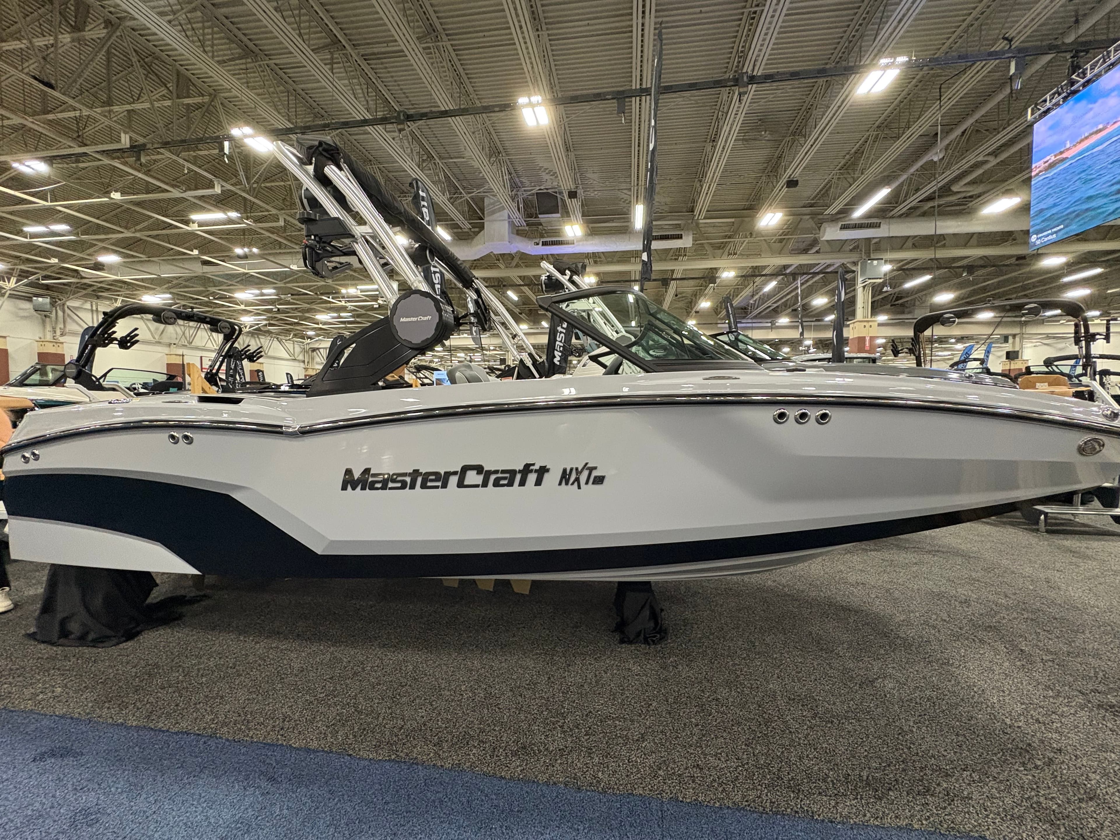 2025 MasterCraft NXT20 - 18