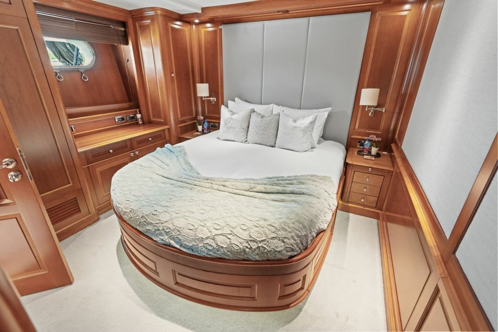 2008 Benetti 121 Classic - Image 52