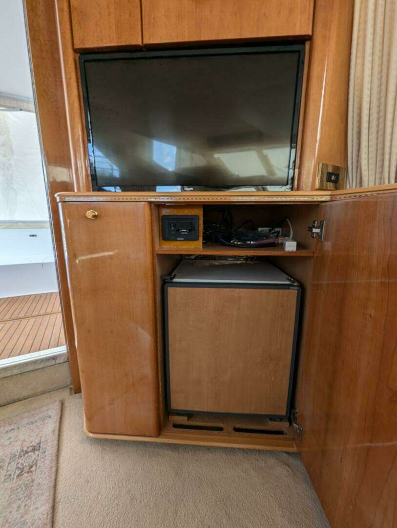 1998 Viking Princess Sport Cruiser - Image 19