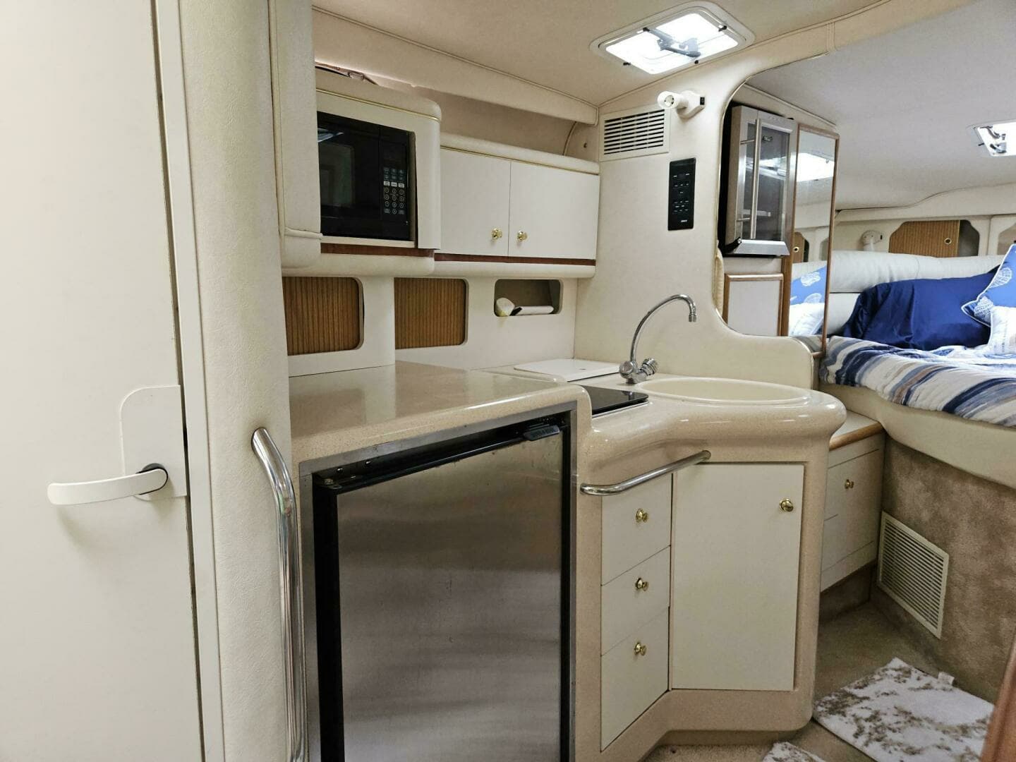 1999 Sea Ray — - Image 23