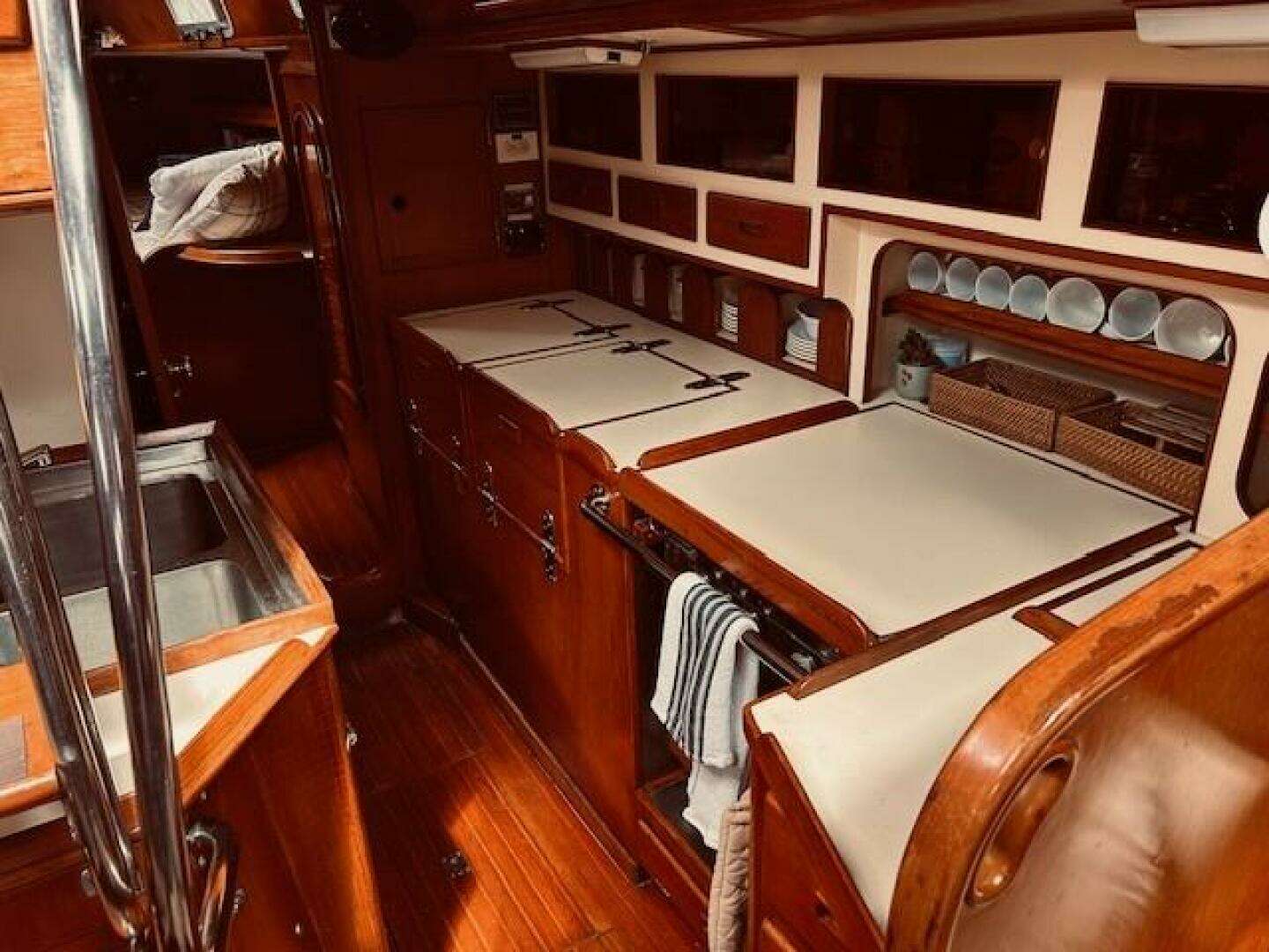 1983 Stevens — - Image 7