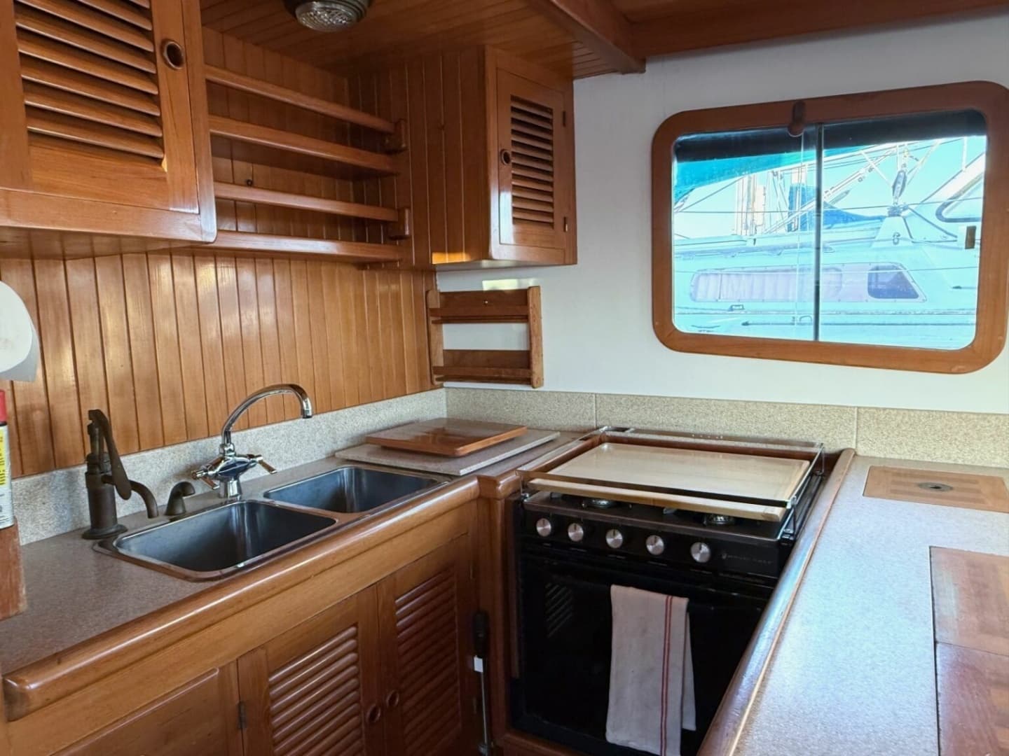 1987 Lord Nelson Victory Tug - Image 28
