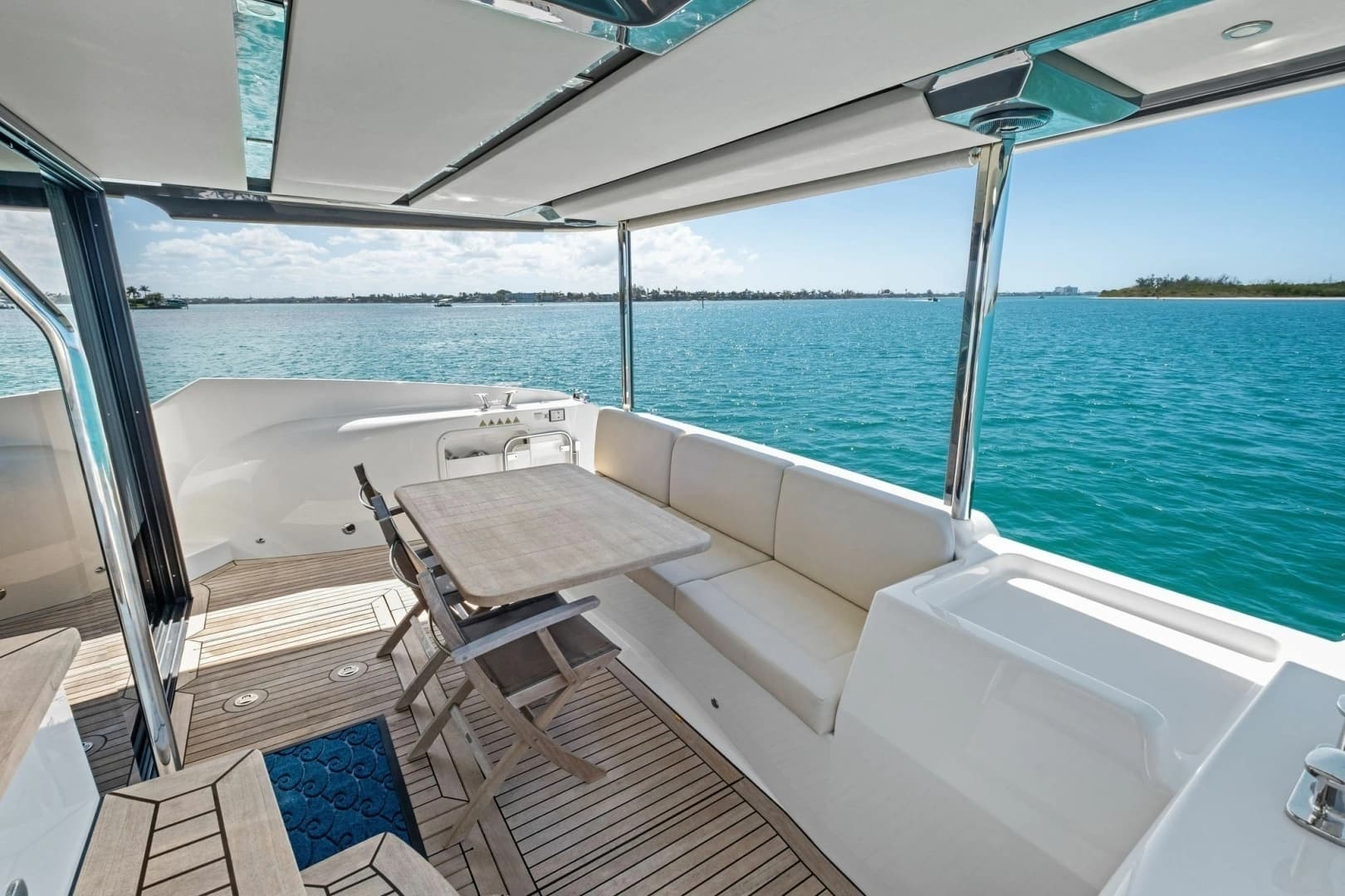 2019 Absolute 52 Navetta - Image 8