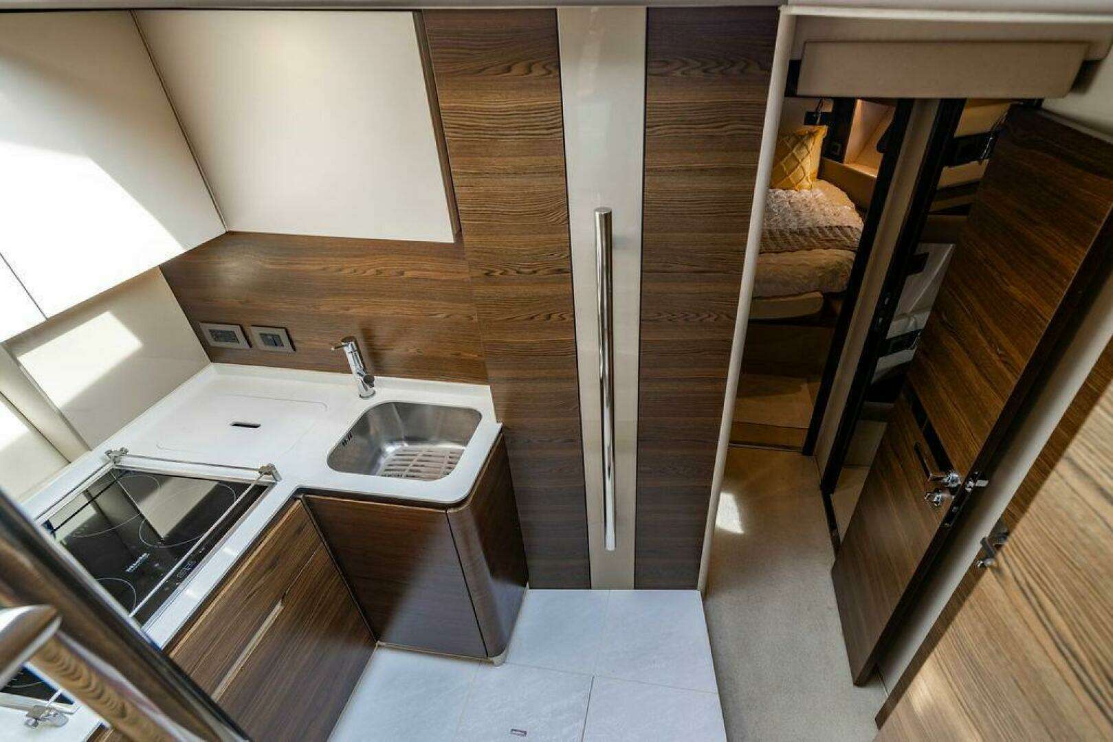 2015 Azimut Fly 50 - Image 75
