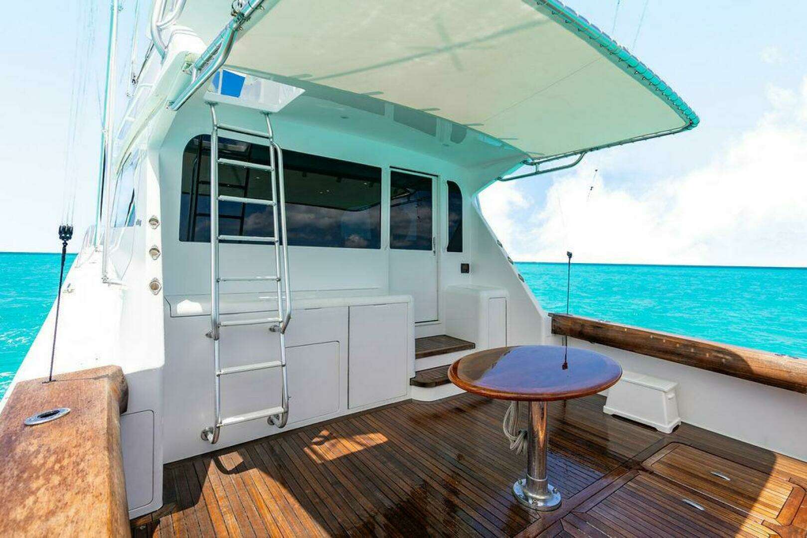 1999 Viking 55 Convertible - Image 87