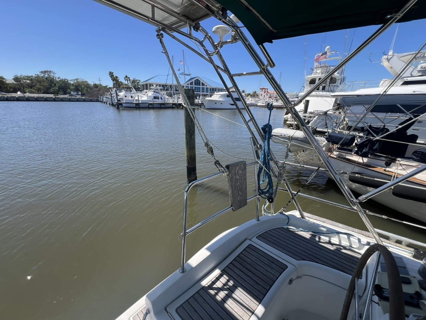 2001 Beneteau Oceanis 473 - Image 23